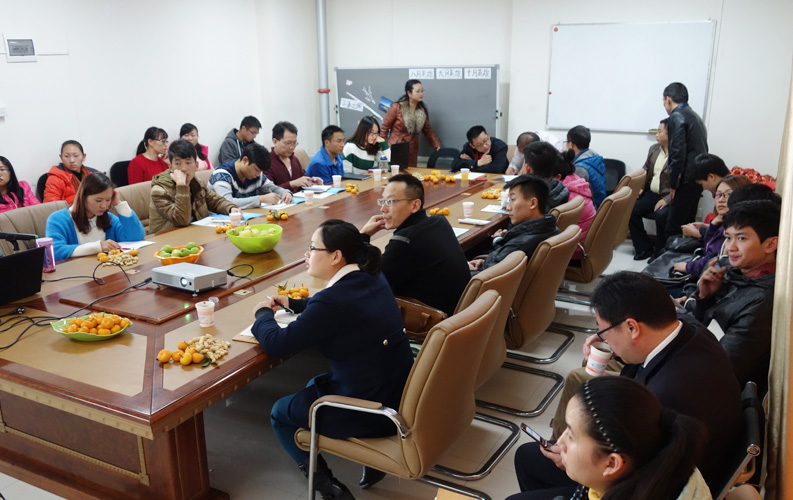 目前天度客戶沙龍已順利舉行4期，我們將一直秉承全公益、凈干貨、不推銷產(chǎn)品的理念，助力天度新老客戶開展網(wǎng)絡(luò)營銷和移動(dòng)互聯(lián)網(wǎng)營銷。